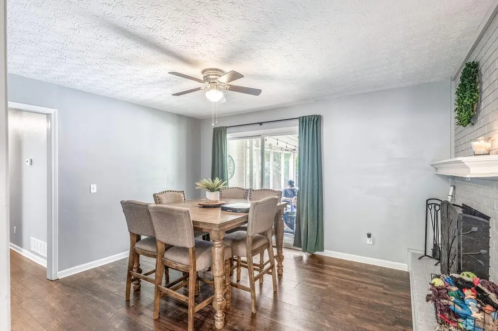 25 Pine Chase Drive Carrollton, GA 30116