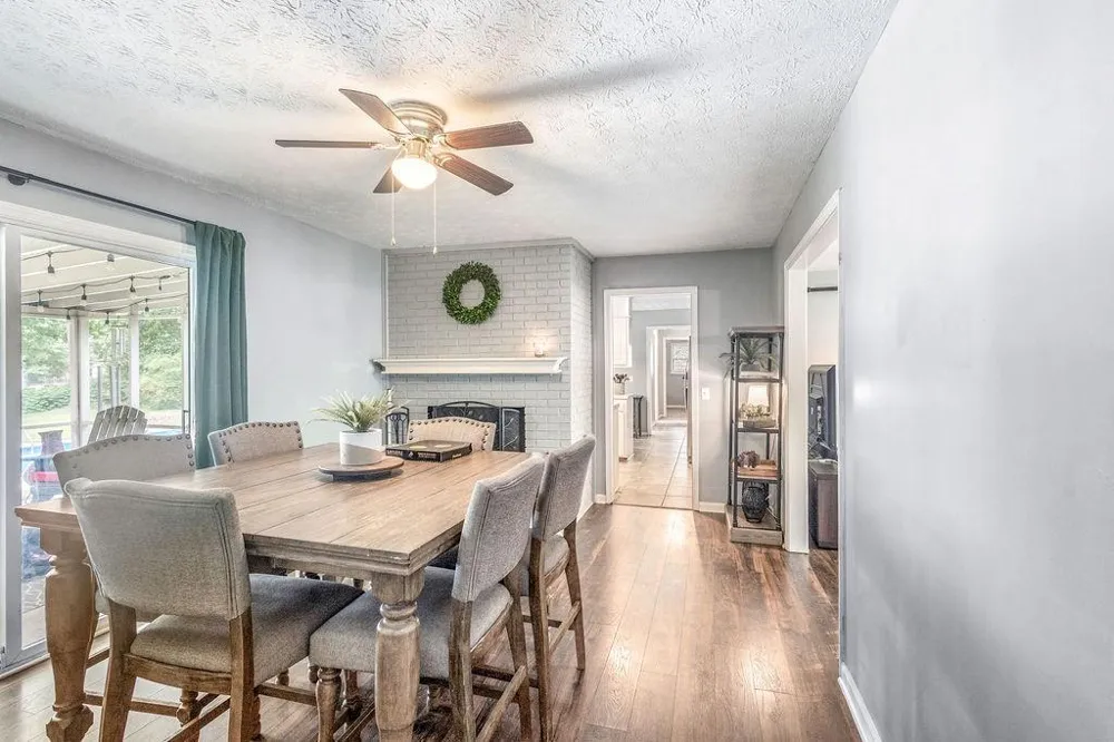 25 Pine Chase Drive Carrollton, GA 30116