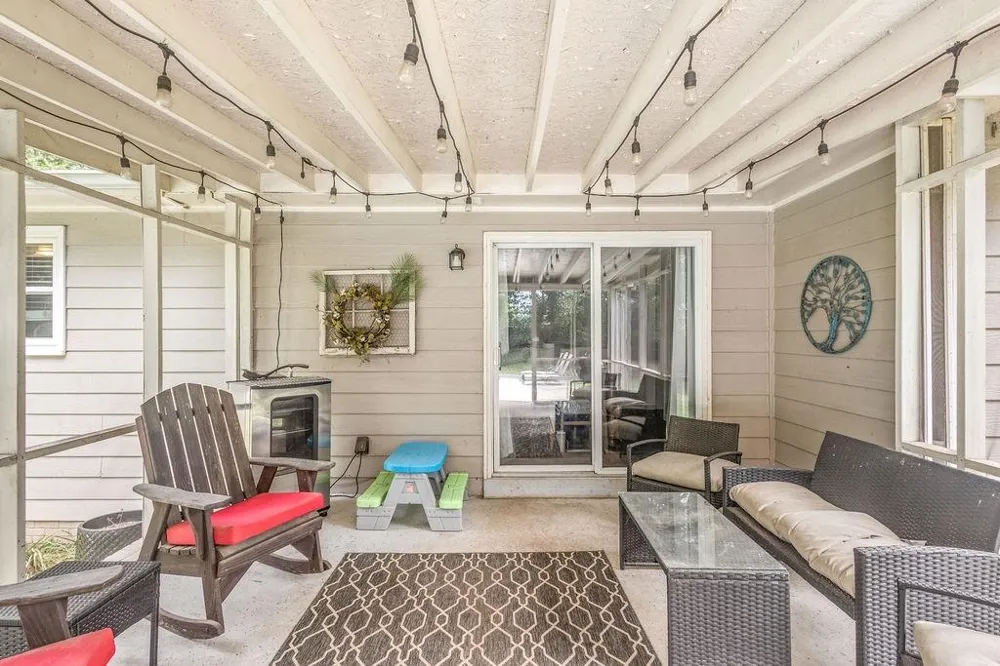 25 Pine Chase Drive Carrollton, GA 30116