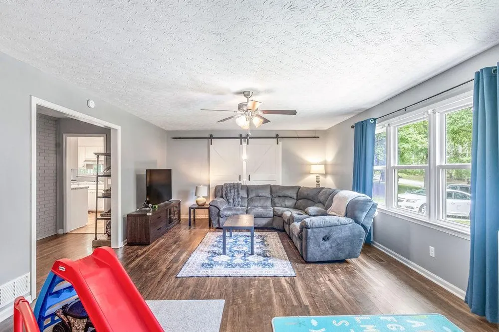25 Pine Chase Drive Carrollton, GA 30116