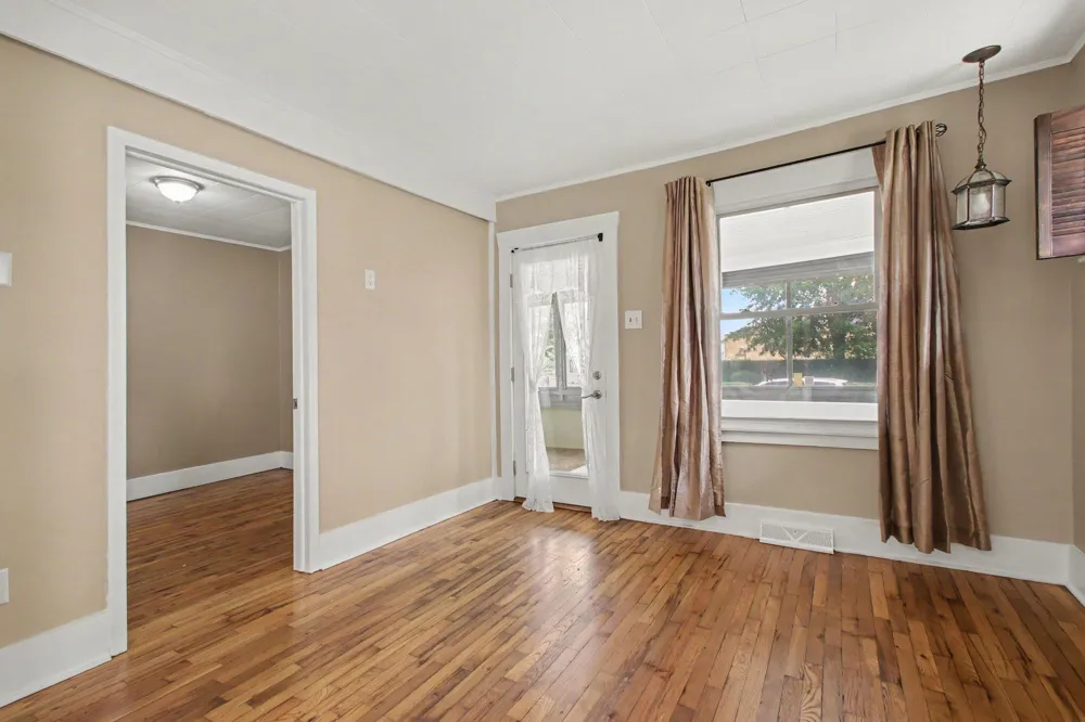 23115 Berdeno Avenue Hazel Park, MI 48030
