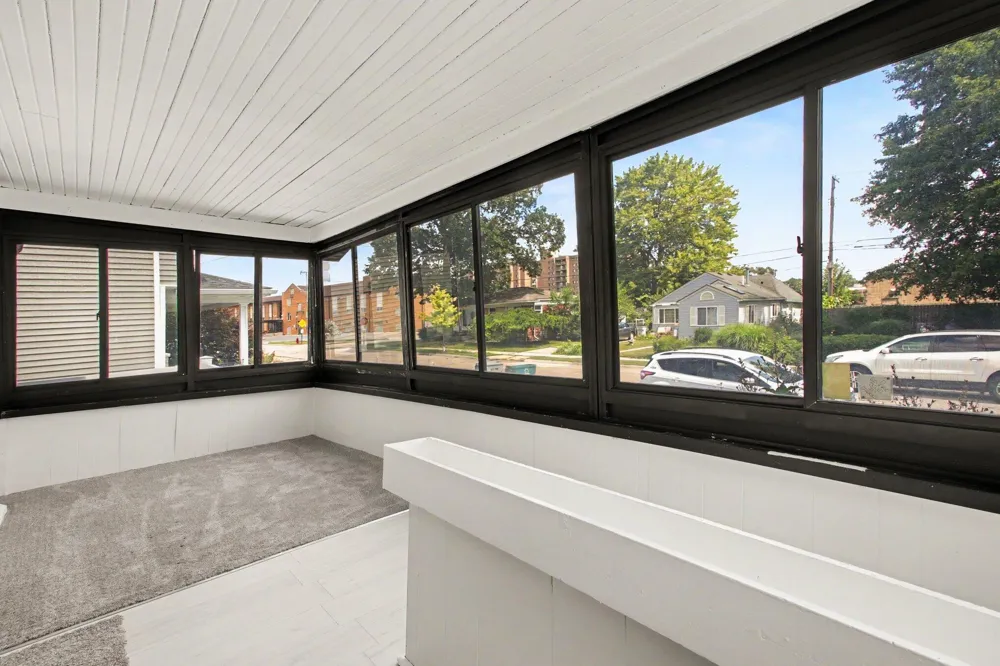 23115 Berdeno Avenue Hazel Park, MI 48030
