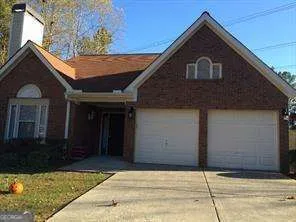 4654 Hampton NE