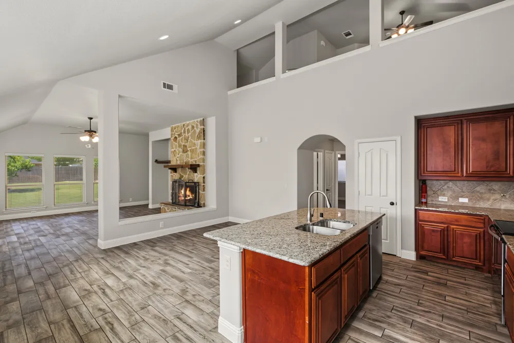 813 Andrews Court Anna, TX 75409