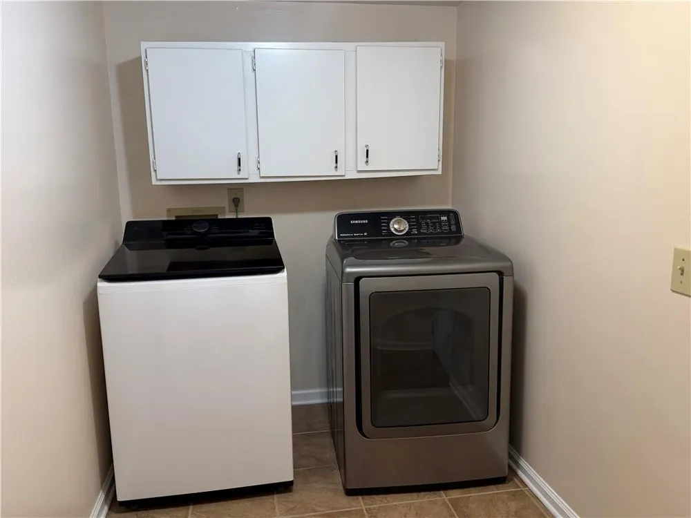 4654 Hampton NE Marietta, GA 30068