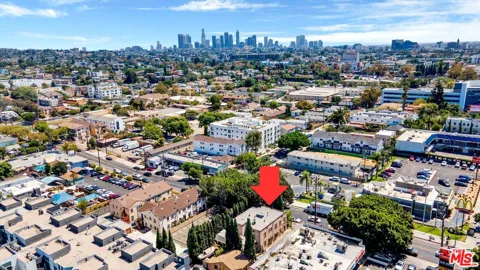 4149 Melrose Avenue