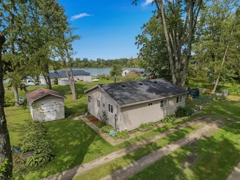 5343 Beverly Drive