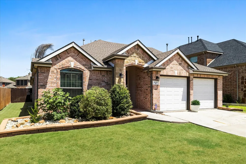 809 Cauble Drive Fate, TX 75087