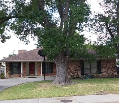 1908 Hood Circle