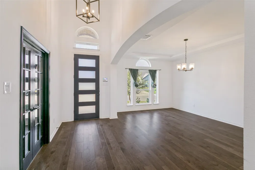 309 Lovett Lane Burleson, TX 76028