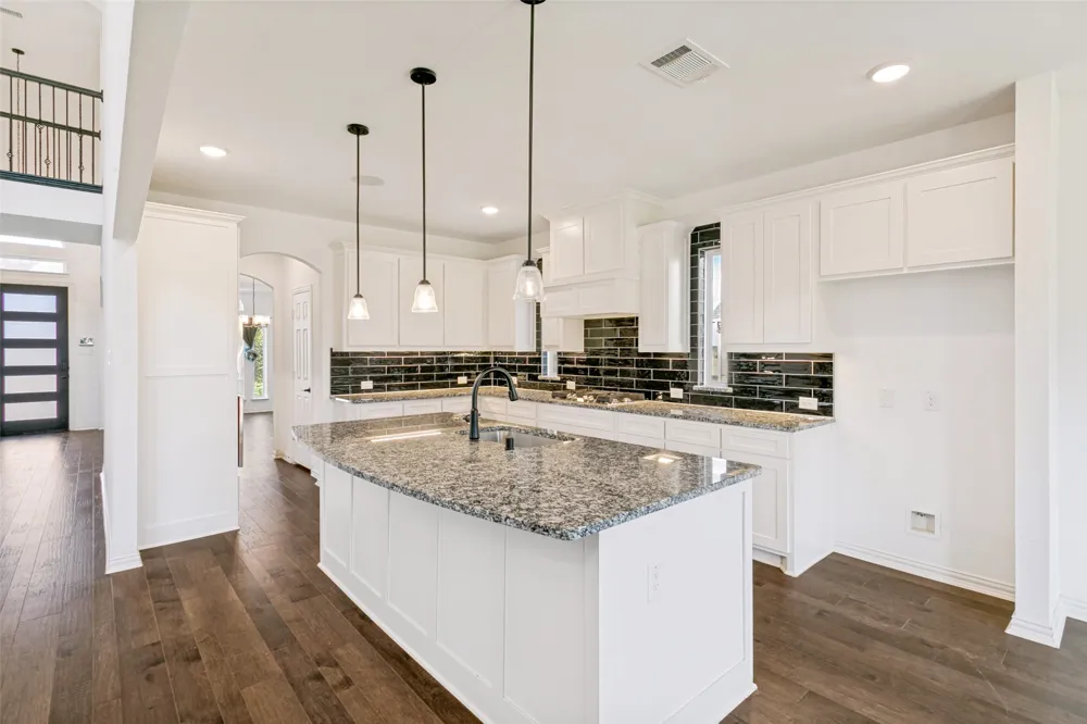 309 Lovett Lane Burleson, TX 76028