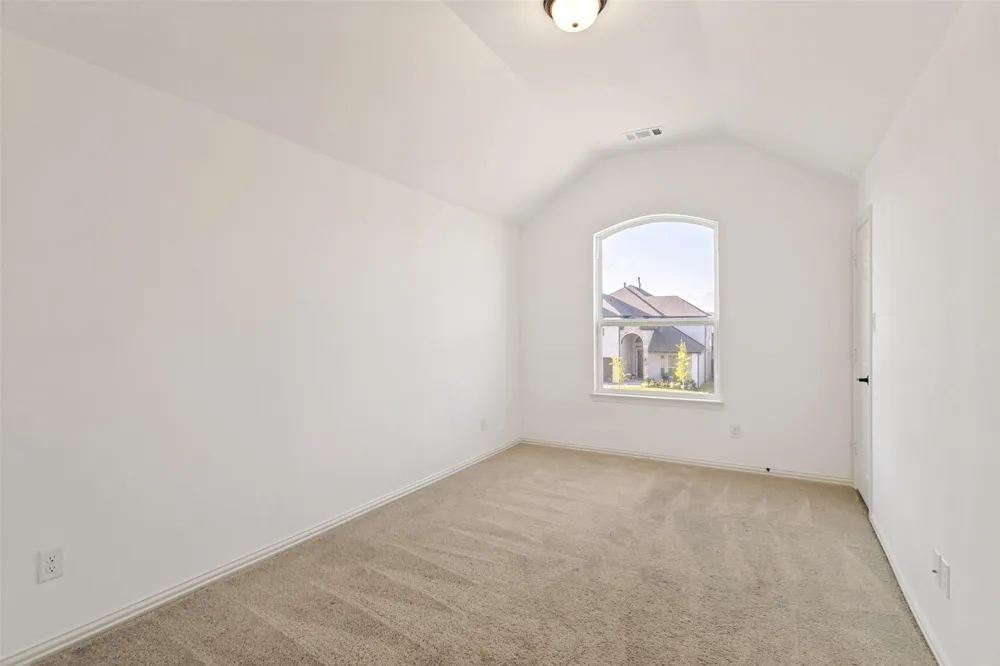 309 Lovett Lane Burleson, TX 76028
