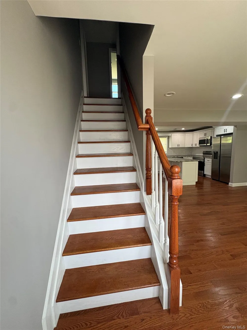7 E Lakeland Street Bay Shore, NY 11706