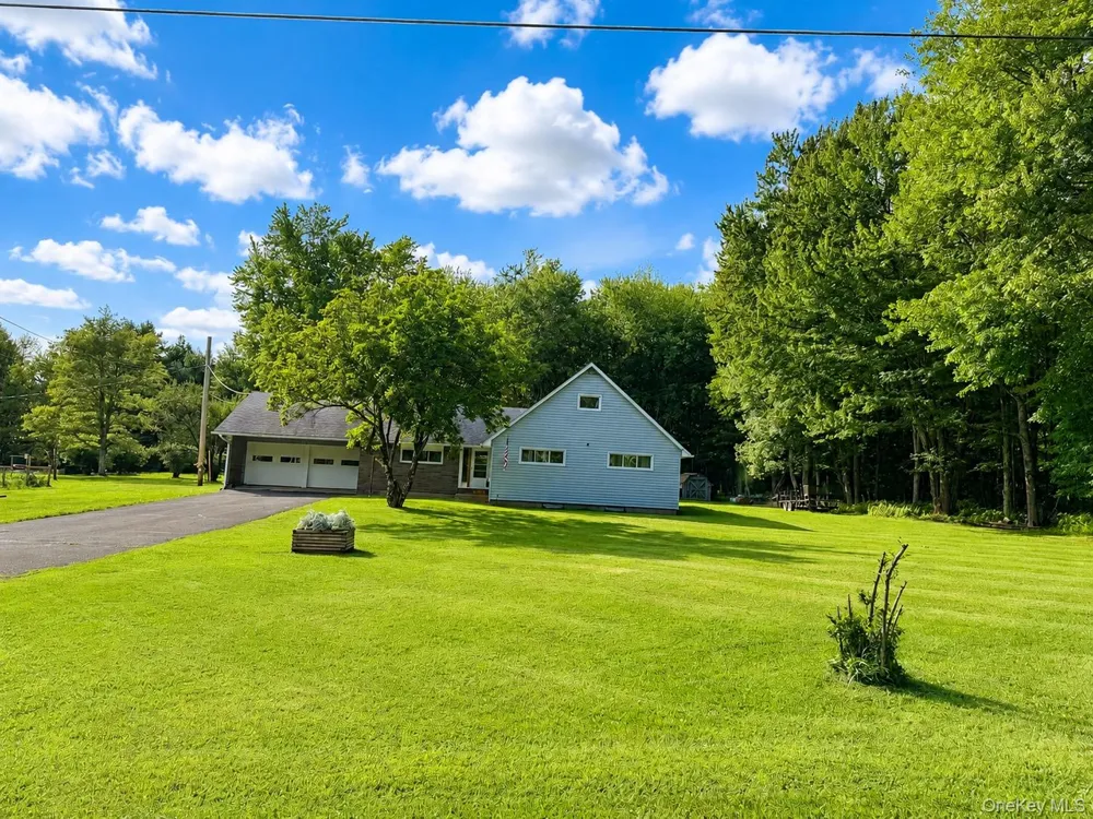 412 Brown Road Ellenville, NY 12428