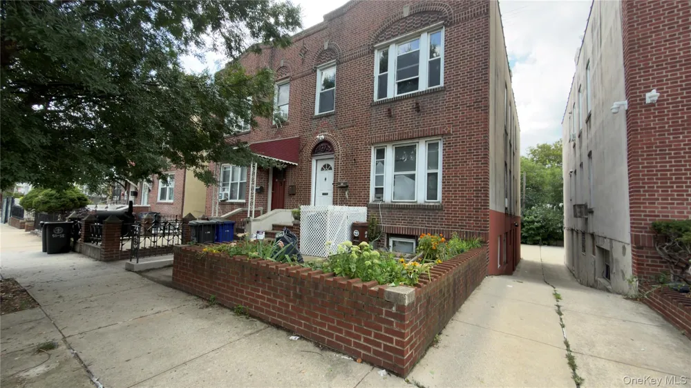 50-56 41st Street #2FL Sunnyside, NY 11104
