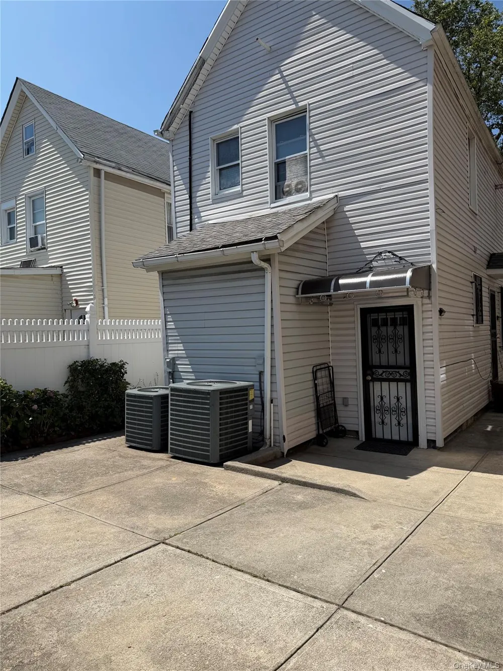 12012 115TH AVENUE South Ozone Park, NY 11420