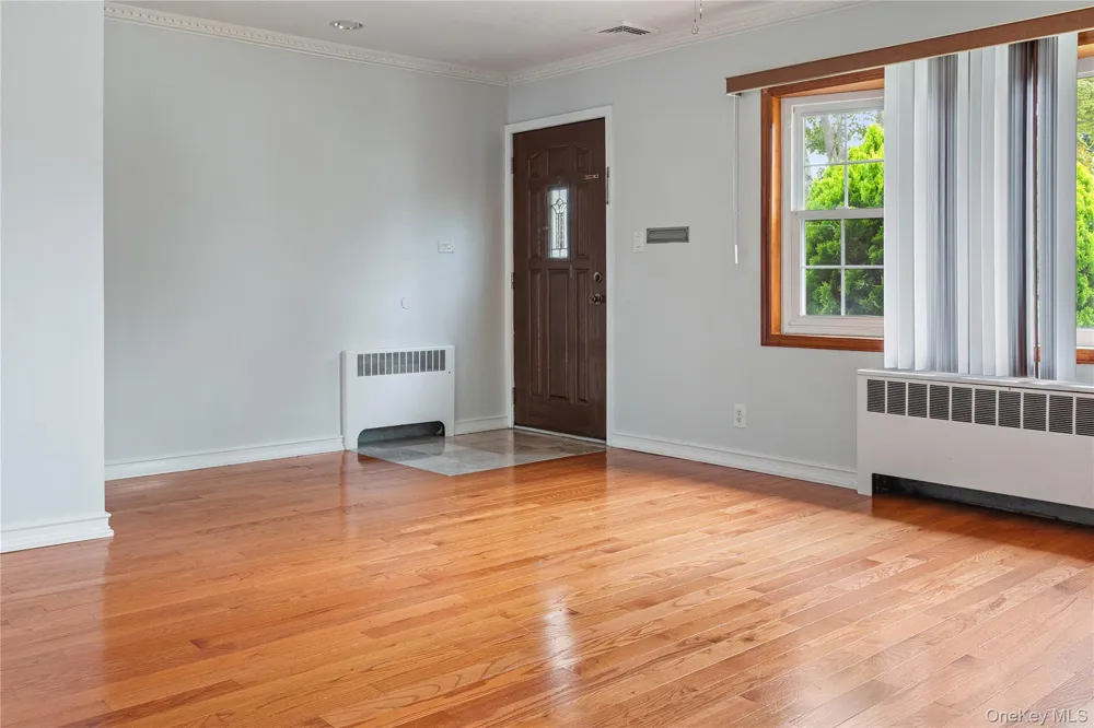 75 Linden Boulevard Hicksville, NY 11801