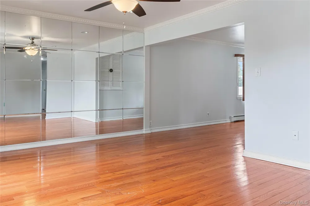 75 Linden Boulevard Hicksville, NY 11801