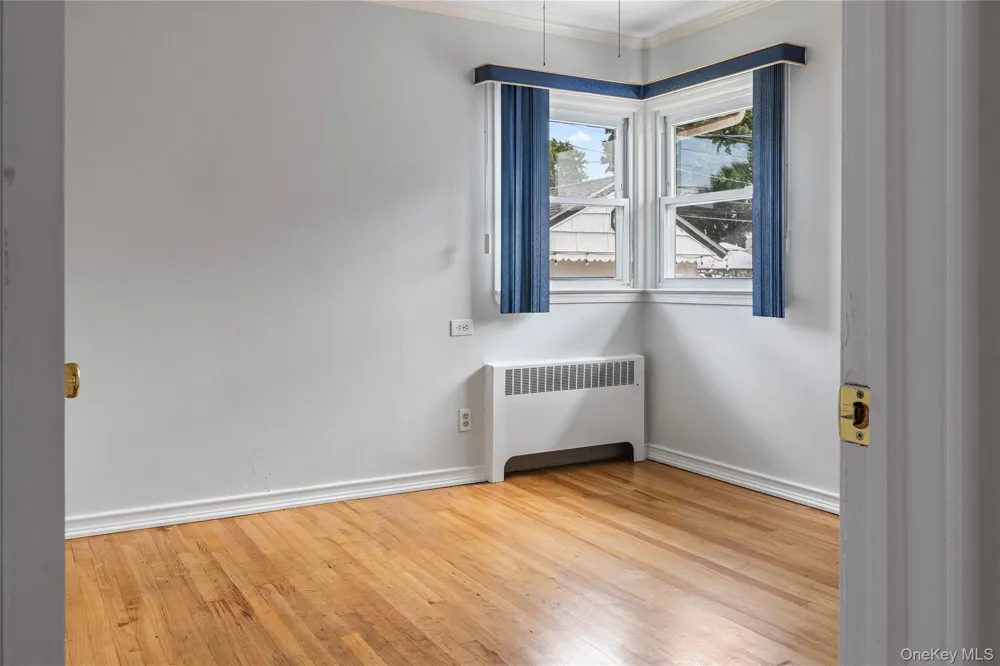 75 Linden Boulevard Hicksville, NY 11801