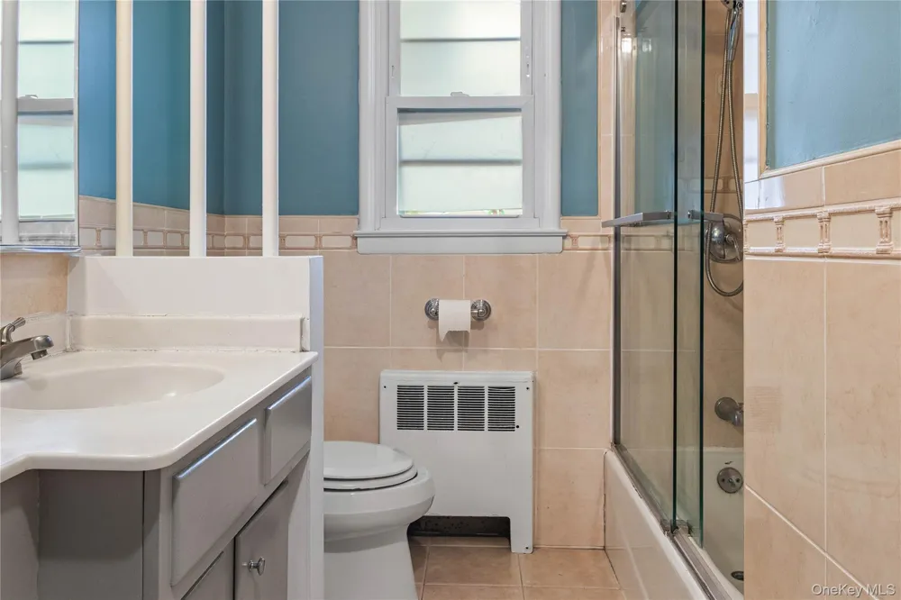 75 Linden Boulevard Hicksville, NY 11801