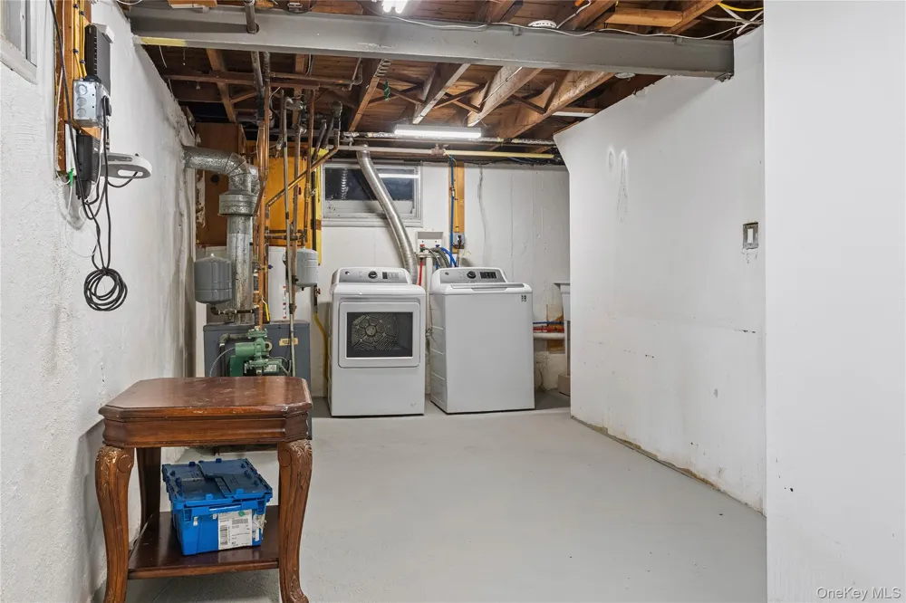 75 Linden Boulevard Hicksville, NY 11801
