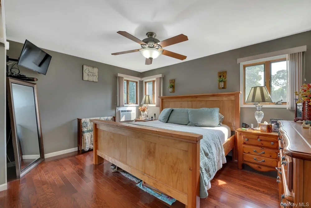 9 Urban Drive Selden, NY 11784