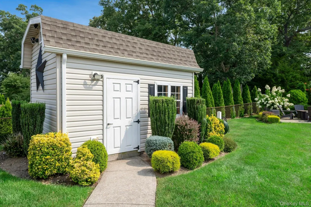 9 Urban Drive Selden, NY 11784