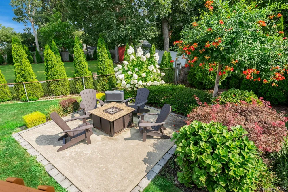 9 Urban Drive Selden, NY 11784