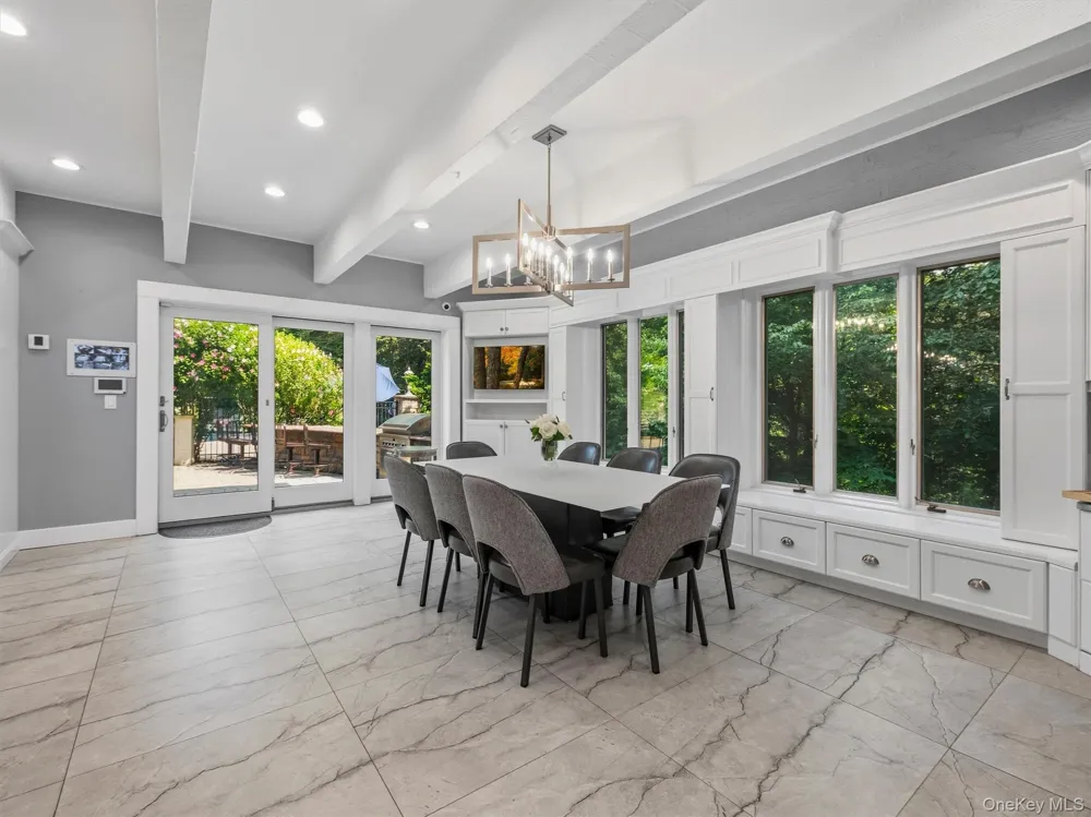 12 Rollingwood Drive New City, NY 10956