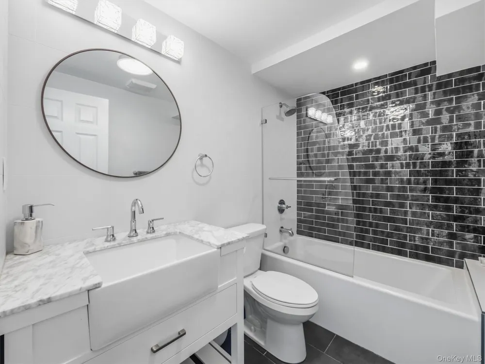12 Rollingwood Drive New City, NY 10956