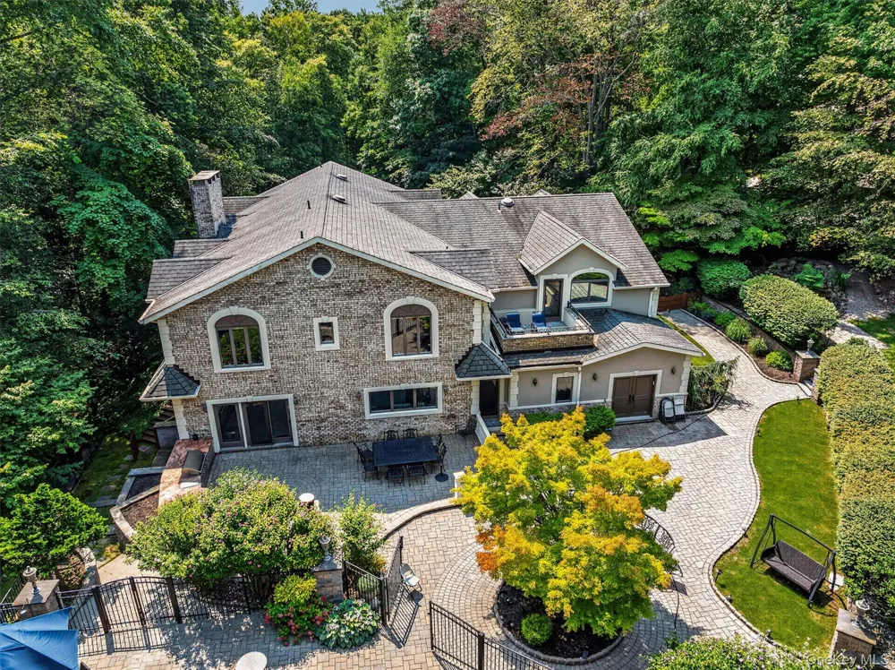 12 Rollingwood Drive New City, NY 10956