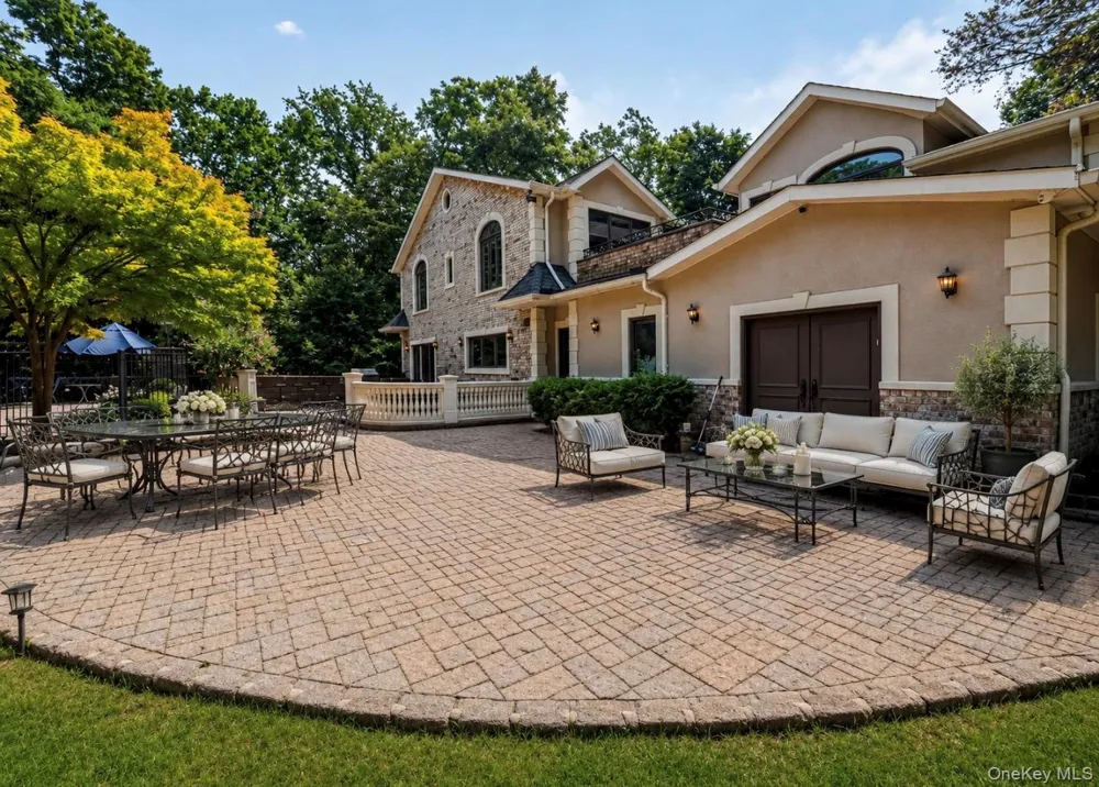 12 Rollingwood Drive New City, NY 10956
