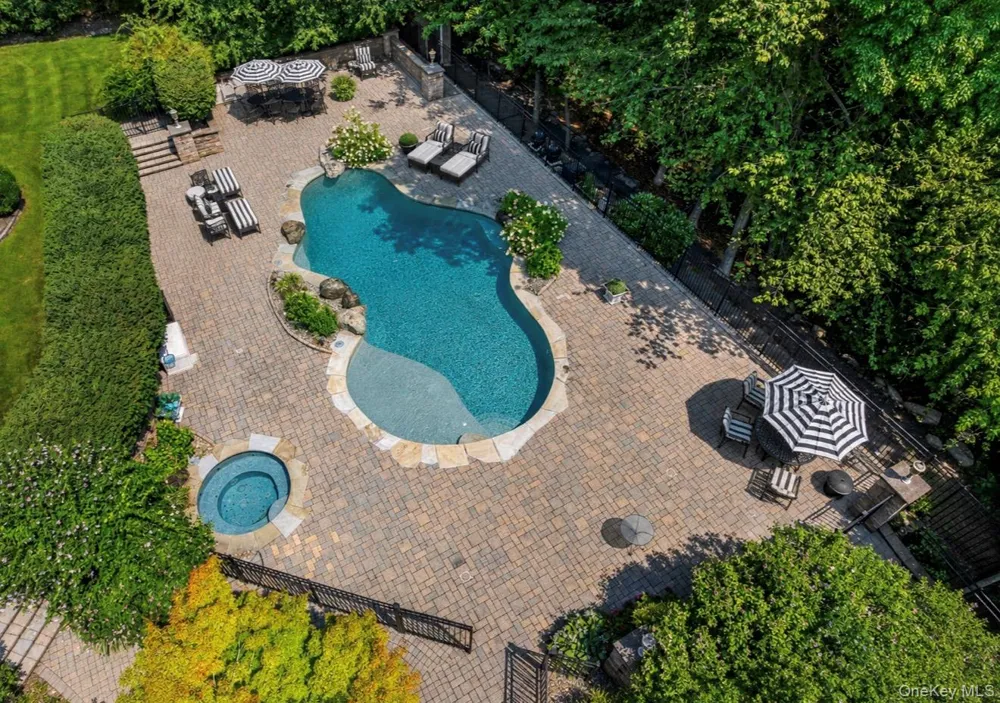 12 Rollingwood Drive New City, NY 10956