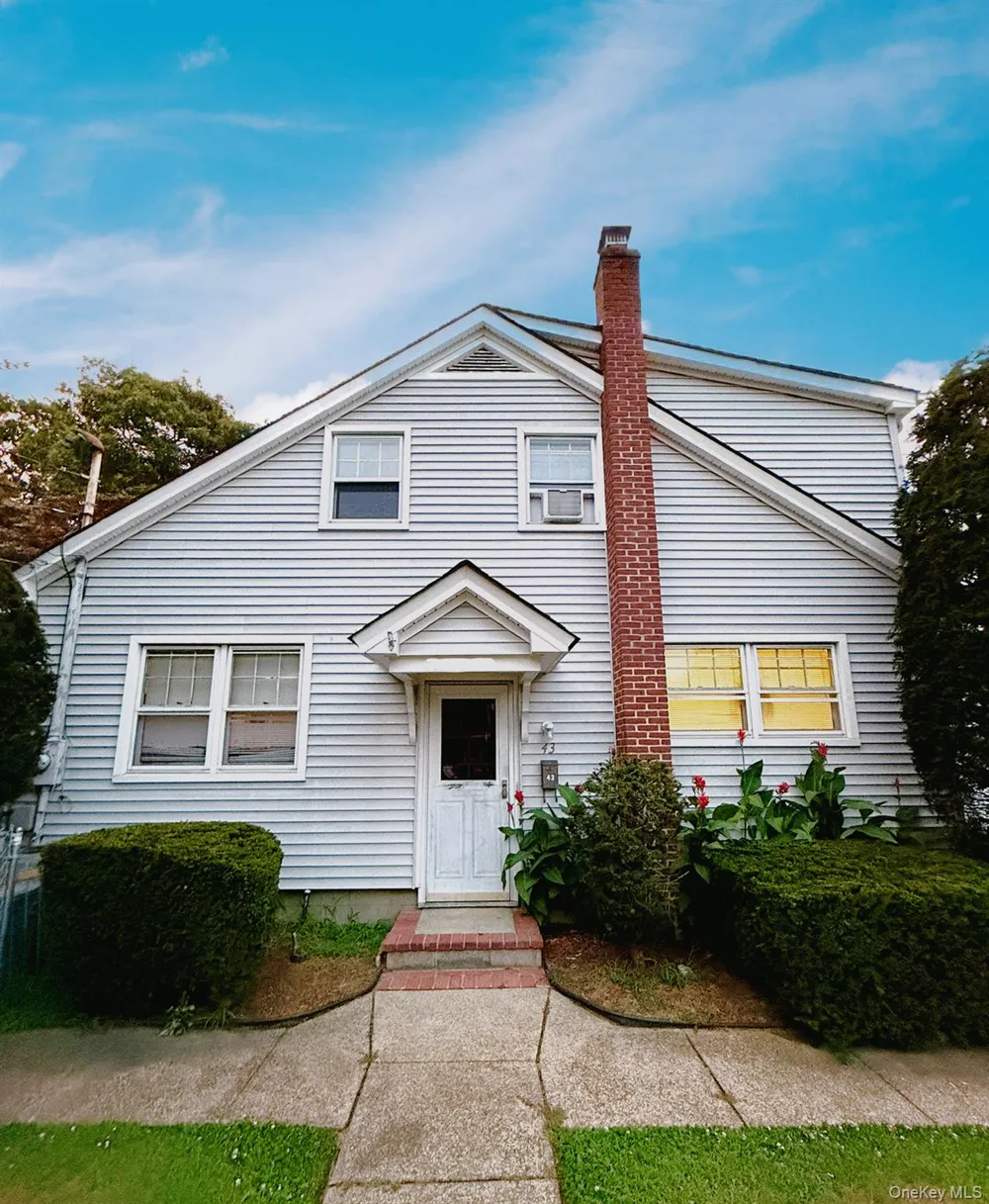 97 Central Avenue Patchogue, NY 11772