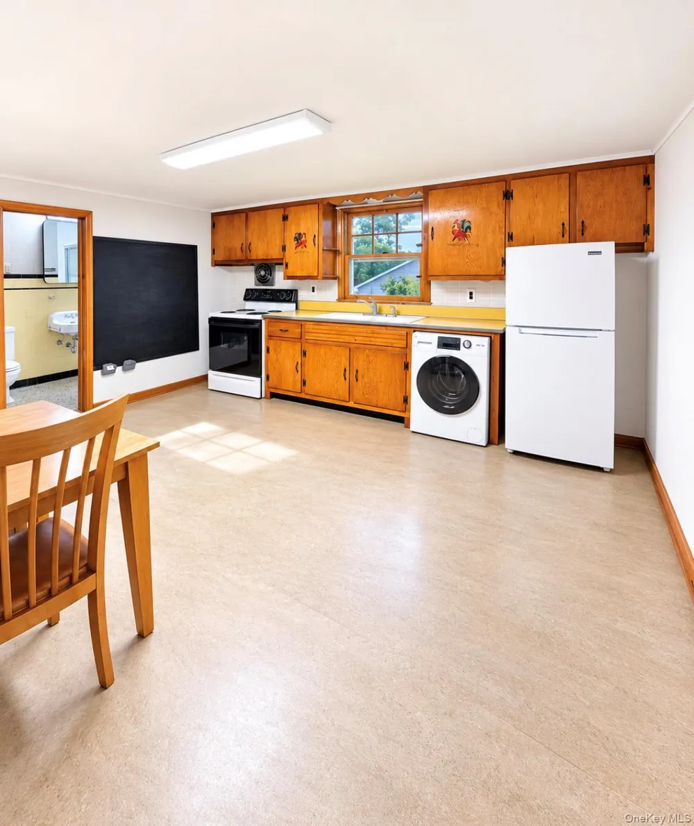97 Central Avenue Patchogue, NY 11772