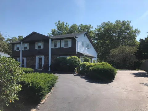 8 Stonehenge Lane