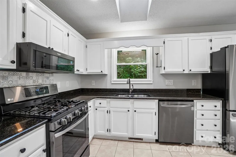 19 Jupiter Heights Weaverville, NC 28787