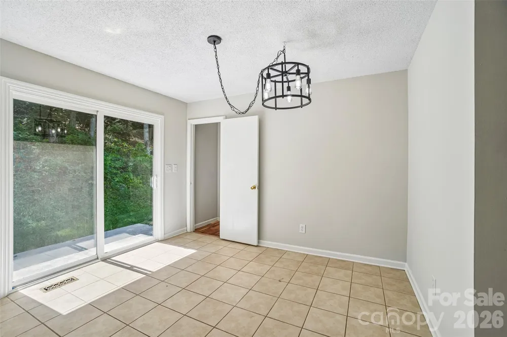 19 Jupiter Heights Weaverville, NC 28787