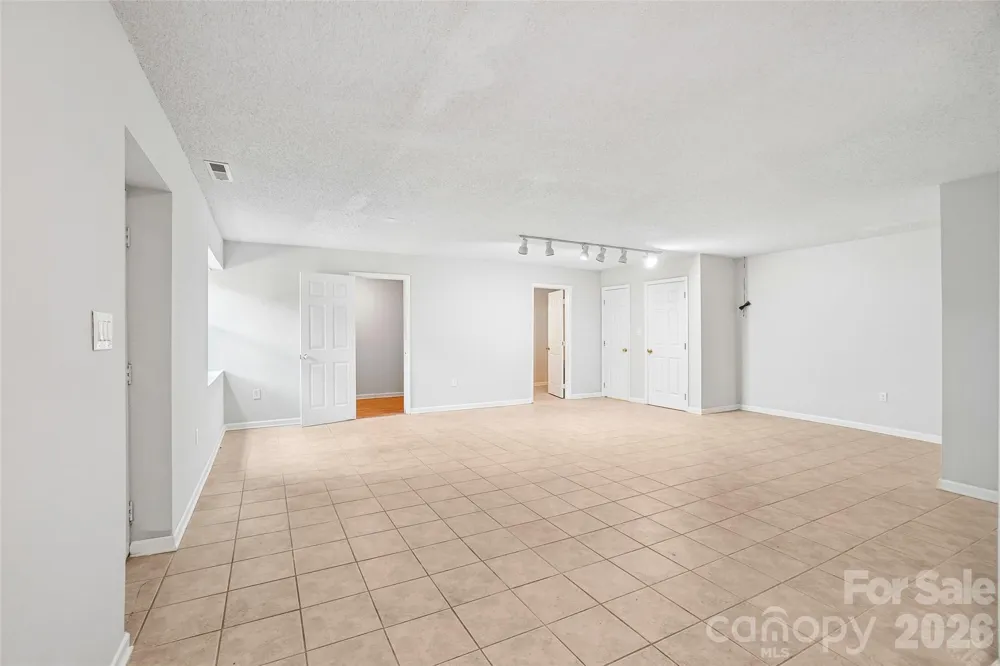 19 Jupiter Heights Weaverville, NC 28787