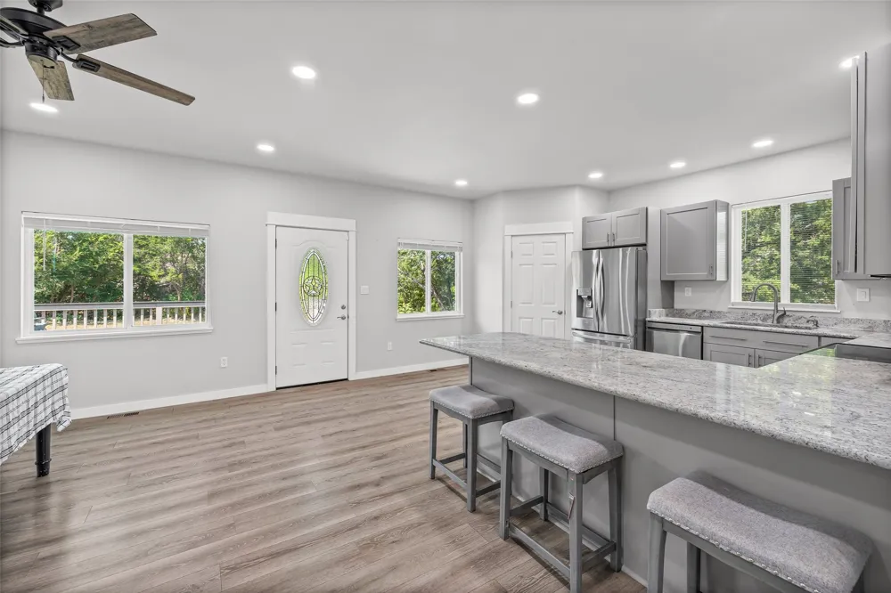 5908 Collins Court Granbury, TX 76048
