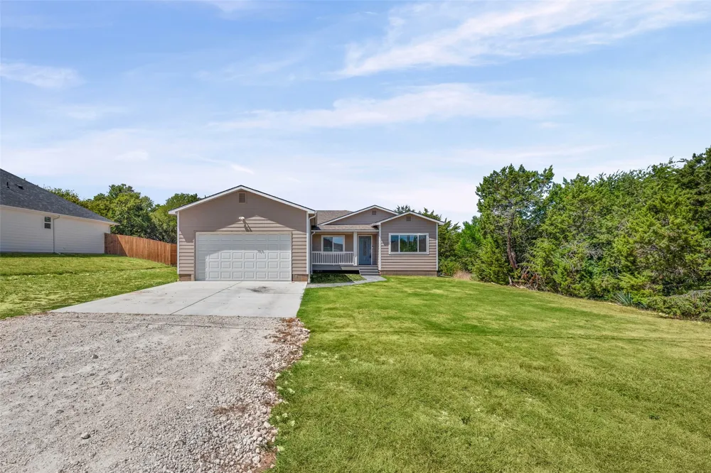 5908 Collins Court Granbury, TX 76048