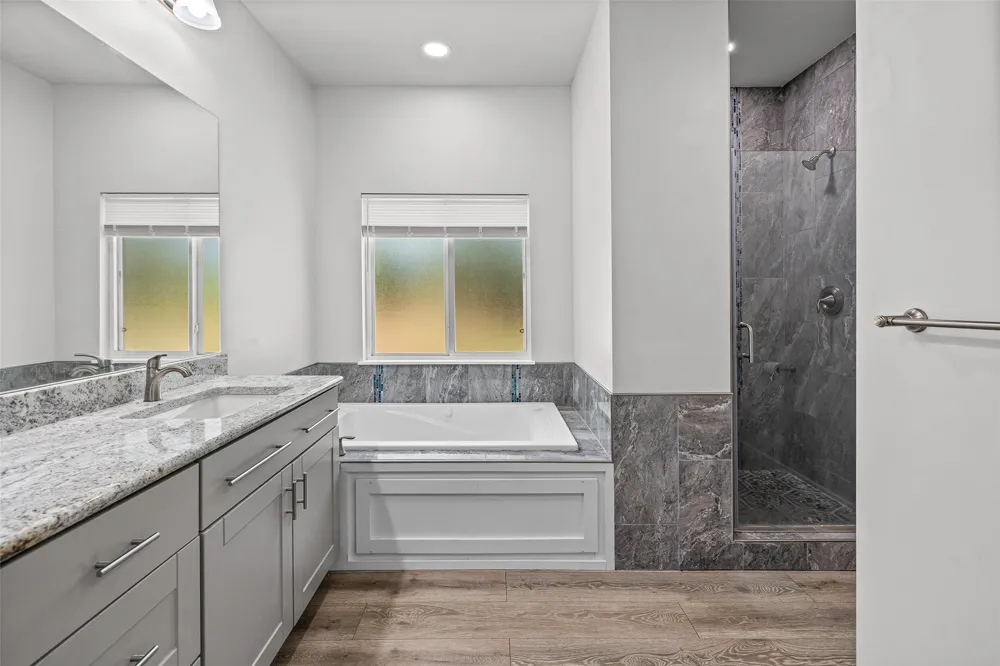 5908 Collins Court Granbury, TX 76048