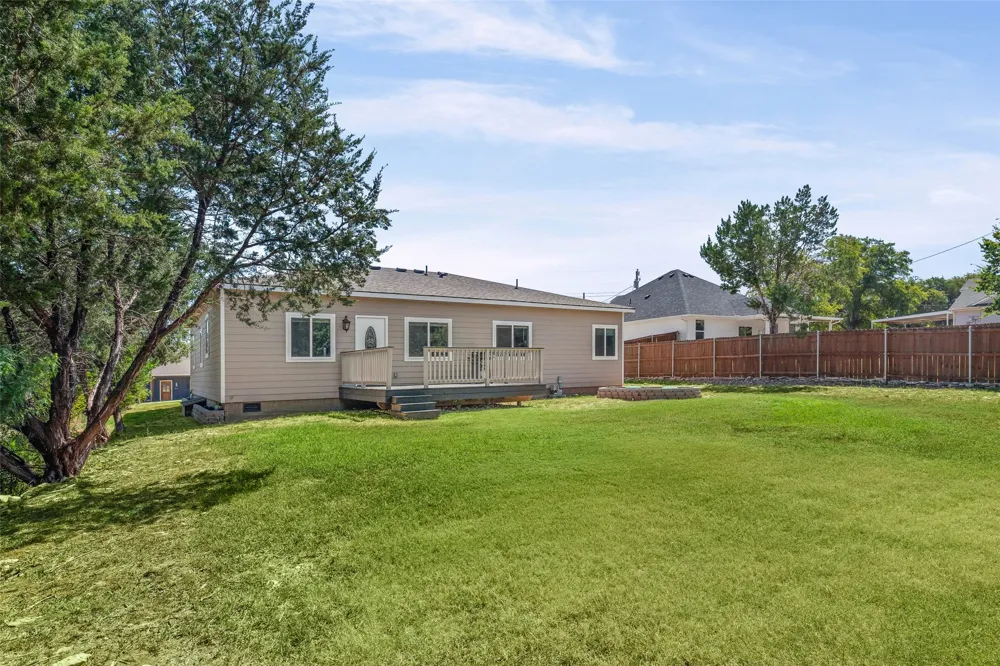 5908 Collins Court Granbury, TX 76048