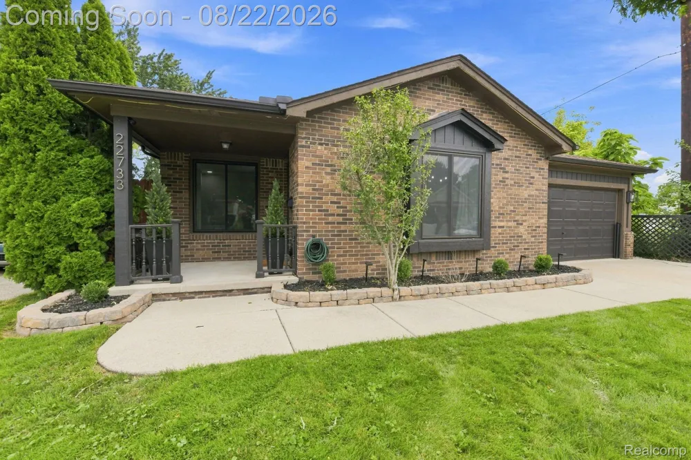22733 Ridgeway Street St Clair Shores City, MI 48080