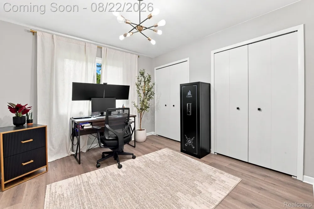 22733 Ridgeway Street St Clair Shores City, MI 48080