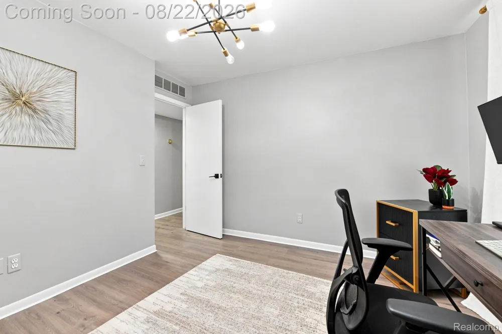 22733 Ridgeway Street St Clair Shores City, MI 48080