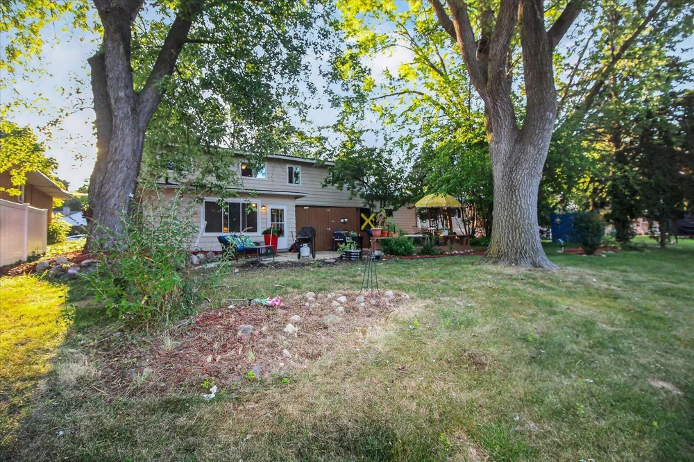 189 Westview Drive Alma City, MI 48801