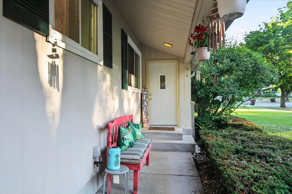189 Westview Drive Alma City, MI 48801
