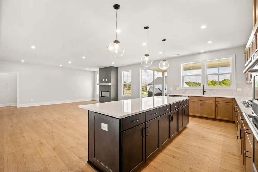 448 Tomlinson Pointe Dr Mount Juliet, TN 37122