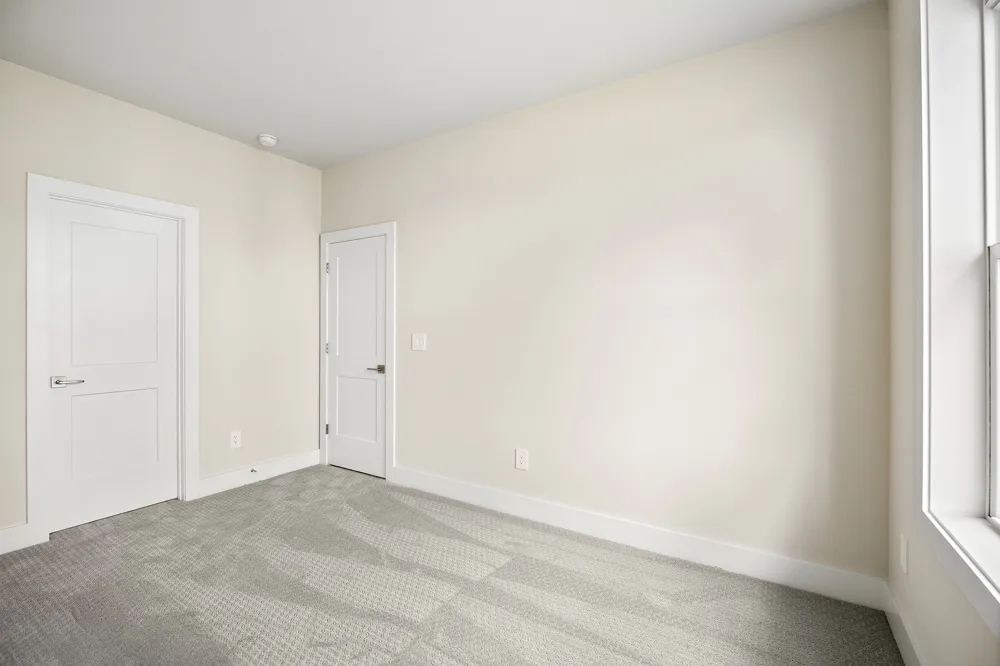 450 Tomlinson Pointe Dr Mount Juliet, TN 37122